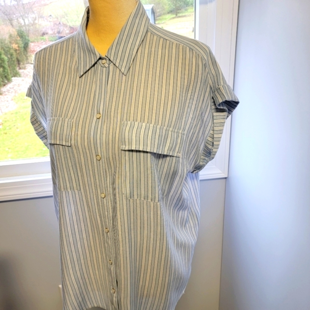 Jones New York Signature Top Sleeveless Shirt Blue Stripes Snap Front Size Large